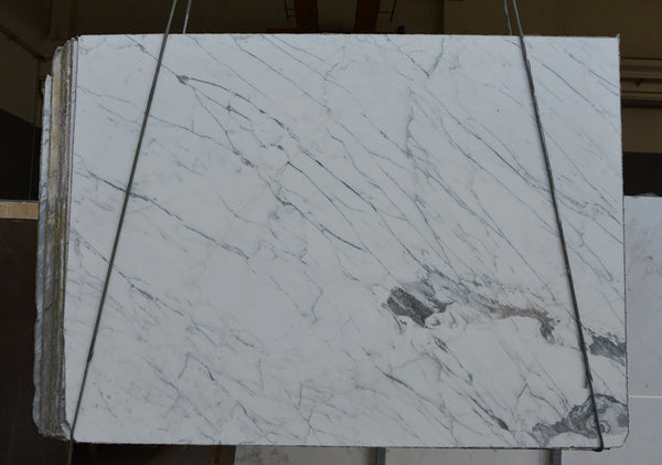 Calacatta Marble Slabs - FS31189282 - 2000 x 1700 x 20 mm