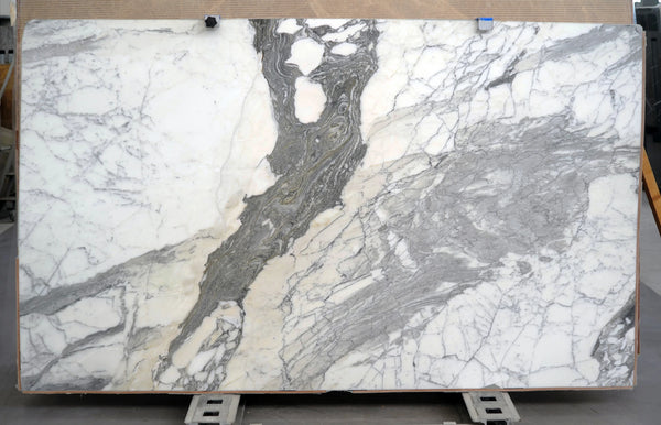 Calacatta Marble Slabs - FS93087775 - 2400 x 1420 x 20 mm