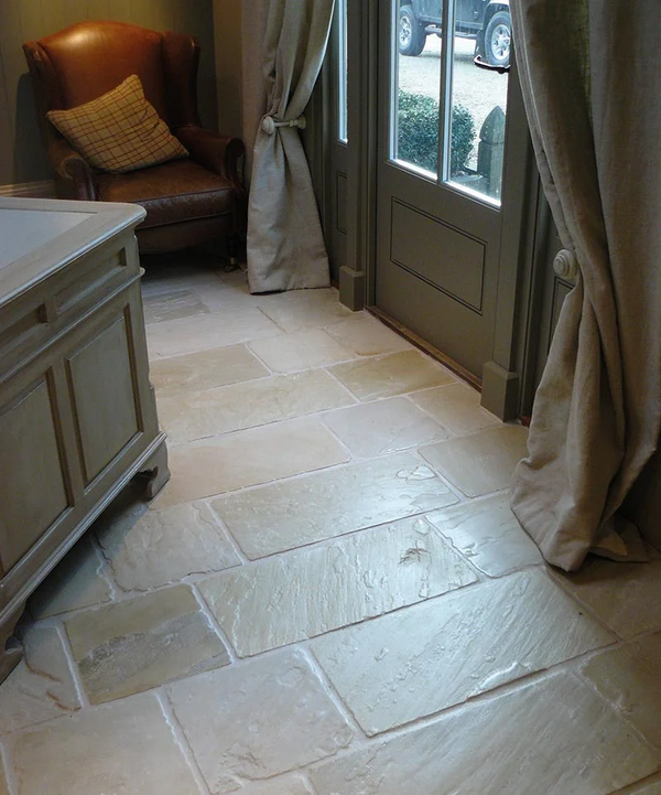 Pierre de Chateau Sandstone 500 Width RL - Tumbled