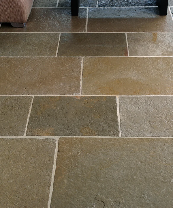 Pierre de Mont Limestone Tiles - Tumbled