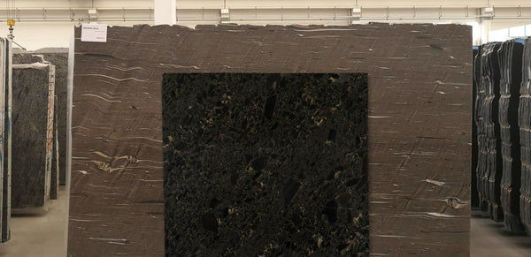 Black Beauty Granite Slabs - FS63112360 - 1630 x 1550 x 20 mm