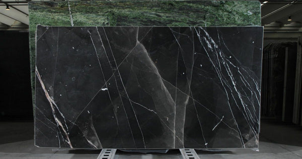 Calacatta Black Marble Slabs - FS82070286 - 2850 x 1540 x 20 mm