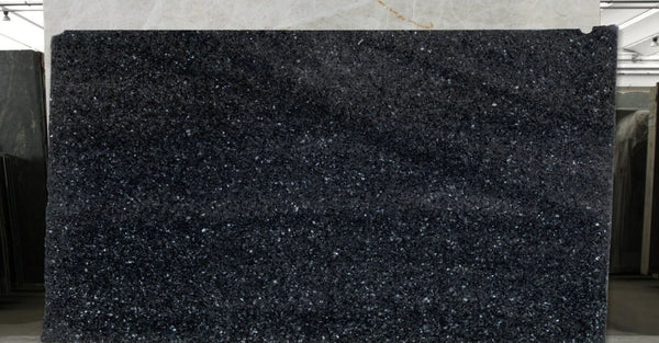 Labrador Lundhs Emerald Pearl Granite Slabs - FS56860157 - 3350 x 1850 x 20 mm