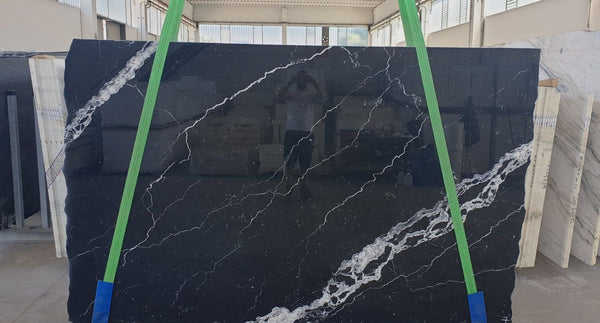 Nero Marquina Marble Slabs - FS50691018 - 2920 x 1830 x 30 mm