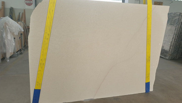 Pierre Blanc Limestone Slabs - FS54616740 - 2410 x 1730 x 30 mm